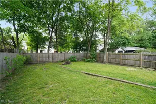609 Storer Ave, Akron, OH 44320 - Photo 28