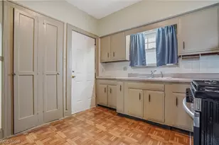 609 Storer Ave, Akron, OH 44320 - Photo 10