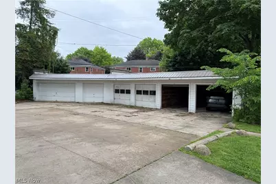 2011 W Market Street, Akron, OH 44313 - Photo 2