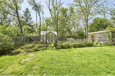 3368 Wadsworth Road, Norton, OH 44203 - Photo 24