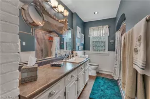 27233 Lake Point Dr, Beloit, OH 44609 - Photo 16