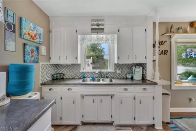 27233 Lake Point Drive, Beloit, OH 44609 - Photo 26