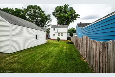 12805 Crossburn Avenue, Loveland, OH 44135 - Photo 36
