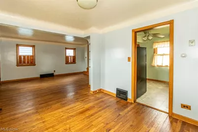 12805 Crossburn Avenue, Loveland, OH 44135 - Photo 8