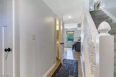 391 Burns Drive N, Westerville, OH 43082 - Photo 6