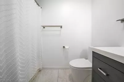 19374 Lauren Way, Strongsville, OH 44149 - Photo 20