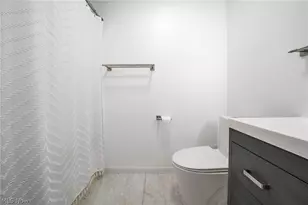 19374 Lauren Way, Strongsville, OH 44149 - Photo 20