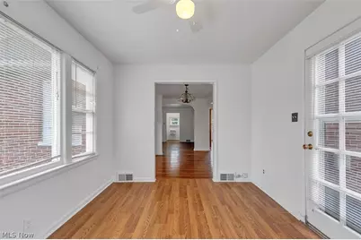1959 Warrensville Center Road, South Euclid, OH 44121 - Photo 12