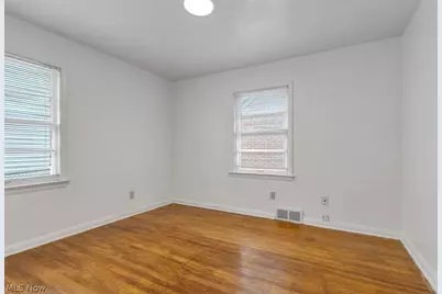1959 Warrensville Center Road, South Euclid, OH 44121 - Photo 18