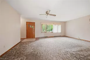 1471 Debra Dr, Ashtabula, OH 44004 - Photo 4