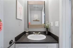 32726 Washington Ct, Solon, OH 44139 - Photo 14
