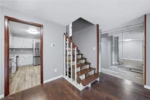 32726 Washington Ct, Solon, OH 44139 - Photo 8