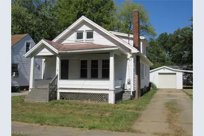 1056 Raymond Street NW, Warren, OH 44485 - Photo 1