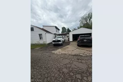 525 Wabash Avenue N, Brewster, OH 44613 - Photo 12