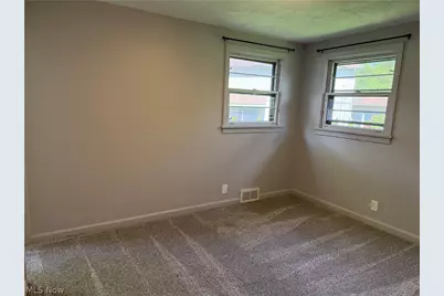 1652 Jersey Street, Lake Milton, OH 44429 - Photo 16