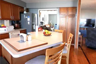 33091 Lakeshore Blvd, Eastlake, OH 44095 - Photo 10