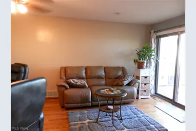 33091 Lake Shore Boulevard, Eastlake, OH 44095 - Photo 16