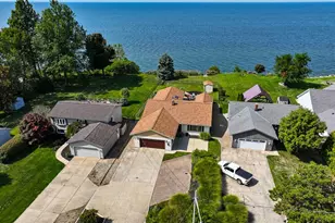 33091 Lakeshore Blvd, Eastlake, OH 44095 - Photo 36