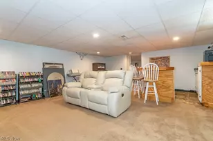 33091 Lakeshore Blvd, Eastlake, OH 44095 - Photo 32