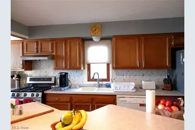 33091 Lake Shore Boulevard, Eastlake, OH 44095 - Photo 12
