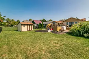33091 Lakeshore Blvd, Eastlake, OH 44095 - Photo 44