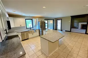 11379 Woodiebrook Rd, Chardon, OH 44024 - Photo 18