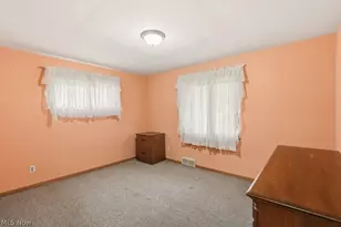 6524 Charles Rd, North Olmsted, OH 44070 - Photo 22