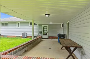 6524 Charles Rd, North Olmsted, OH 44070 - Photo 28