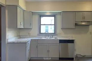 11714 Kirton Ave, Loveland, OH 44135 - Photo 16