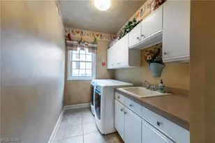 6315 Williams Dr, Grandview Heights, OH 44147 - Photo 10