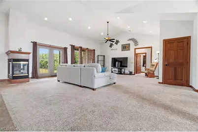 8233 Township Road 466, Lakeville, OH 44638 - Photo 10