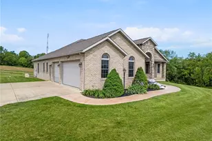 8233 Township Rd 466, Lakeville, OH 44638 - Photo 4