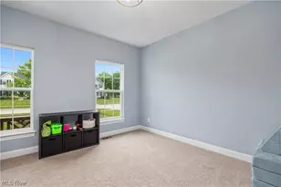 8109 Ashford Cir, North Ridgeville, OH 44039 - Photo 24