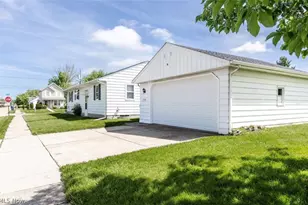 1333 W 23 St, Lorain, OH 44052 - Photo 32