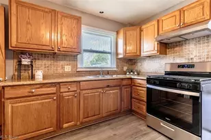 1333 W 23 St, Lorain, OH 44052 - Photo 6
