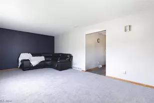1333 W 23 St, Lorain, OH 44052 - Photo 8