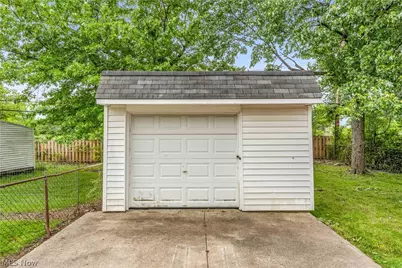 18517 Homeway Road, Loveland, OH 44135 - Photo 28