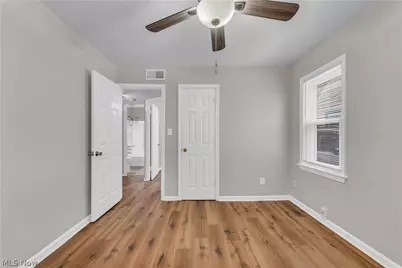 18517 Homeway Road, Loveland, OH 44135 - Photo 16