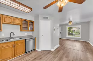 18517 Homeway Rd, Loveland, OH 44135 - Photo 12