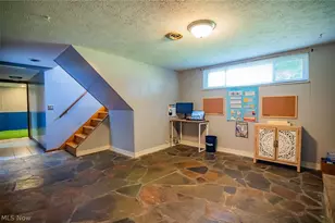 1700 28th St, Vienna, WV 26105 - Photo 44