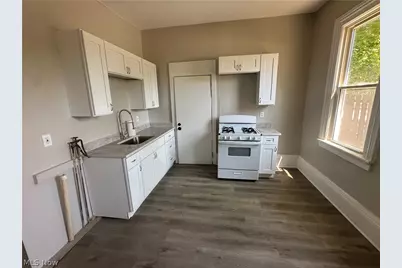 2055 W 65th Street #Lower Rear, Loveland, OH 44102 - Photo 6