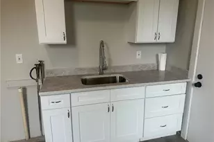2055 W 65th St, Loveland, OH 44102 - Photo 8