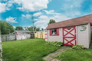 4624 Meadow Ln, South Lorain, OH 44055 - Photo 10