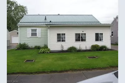 2319 Bollinger Avenue NE, Canton, OH 44705 - Photo 2