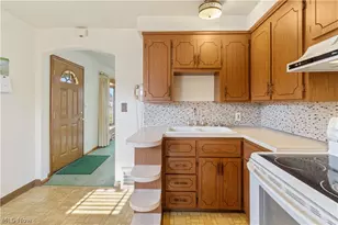 5915 Forest Ave, Parma, OH 44129 - Photo 2
