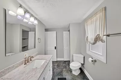 539 Lloyd Street, Barberton, OH 44203 - Photo 28