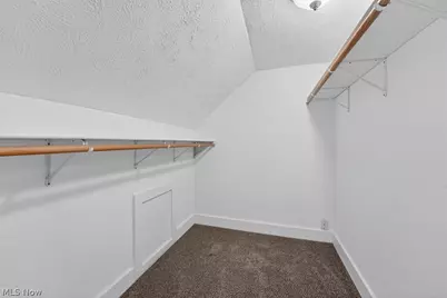 539 Lloyd Street, Barberton, OH 44203 - Photo 32