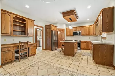 6442 Meadowsweet Avenue NW, Canton, OH 44718 - Photo 14