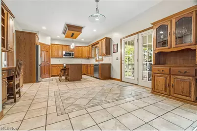 6442 Meadowsweet Avenue NW, Canton, OH 44718 - Photo 12