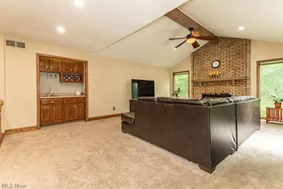 33245 Cannon Road, Solon, OH 44139 - Photo 4